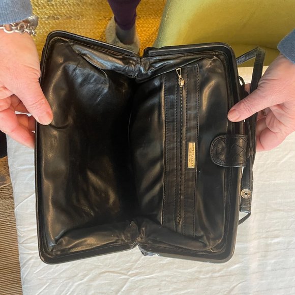 Vintage Bottega Veneta Woven Black Bag - Picture 3 of 4